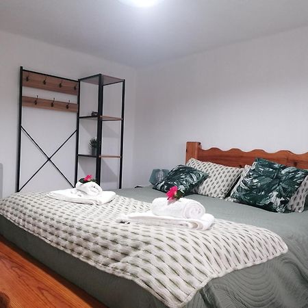 Casinha Da Deolinda Villa อัลเดอาดัสเดซ ภายนอก รูปภาพ