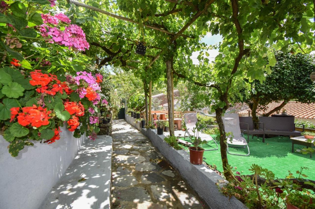 Casinha Da Deolinda Villa อัลเดอาดัสเดซ ภายนอก รูปภาพ